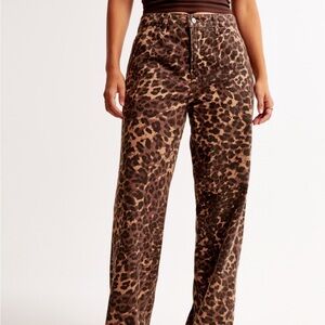 Abercrombie Baggy Leopard/Cheetah Denim